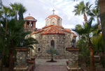 Άποψη του Ιερού Ναού του Αγίου Νικολάου εντός της Ιεράς Μονής