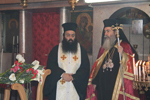 Ο Μακαριώτατος κηρύττει για τον Τίμιο Σταυρό.