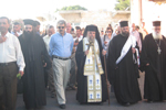 Ο Σεβ. Αρχιεπ. Αρίσταρχος στη λιτανεία του Τιμίου Ξύλου στην κώμη Μπιρζέτ