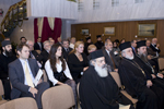 Η Αναπληρώτρια Διαχειρίστρια της Μ.Κ.Ο. 'Ρωμηοσύνη'  Δρ. Αικατερίνη Διαμαντοπούλου στην κατάμεστη αίθουσα 