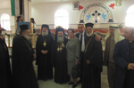 Ο Μακαριώτατος με τους ιερείς του Ναού των Προπατόρων