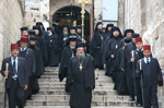 Κάθοδος στο Ναό της Αναστάσεως για τον Εσπερινό