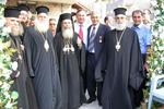 Αναμνηστική φωτογραφία στην οικία του Δημάρχου Σαχνίν
