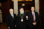 Ο Διαχειριστής της Μ.Κ.Ο. «Ρωμηοσύνη» κ. Πέτρος Κυριακίδης, ο Σεβασμιώτατος Ησύχιος και ο κ. Μιχάλης Κυριακίδης