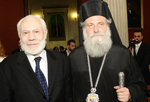 Ο Σεβασμιώτατος Ησύχιος με το Διαχειριστή της Μ.Κ.Ο. «Ρωμηοσύνη» κ. Πέτρο Κυριακίδη