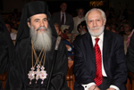 O Μακαριώτατος με το Διαχειριστή  της Μ.Κ.Ο. 'Ρωμηοσύνη'  κ. Πέτρο Κυριακίδη 